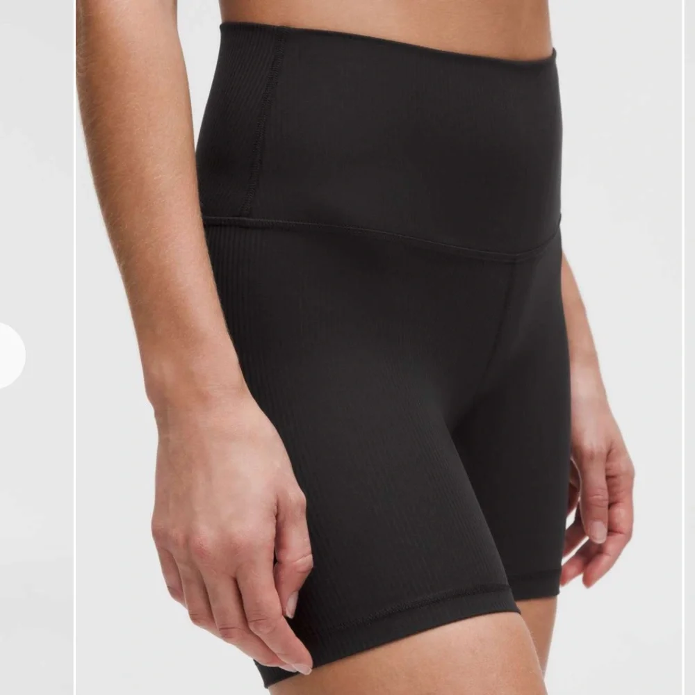 NEW Lululemon Align Hi-Rise Ribbed Short Black 6” Inseam SZ 4 Activewear Workout - Picture 10 of 10